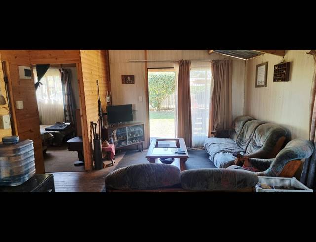 2 BEDROOM FREESTANDING FOR SALE IN UMTENTWENI